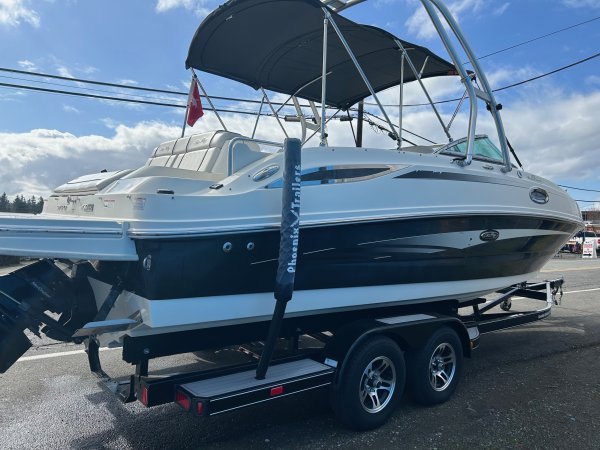 Used 2010 Sea Ray Power Boat for sale